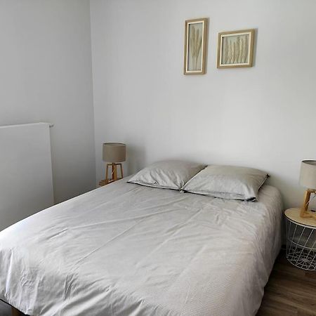 Location De Vacances A Andernos - Appartement 2 Chambres Dans Residence Neuve Экстерьер фото